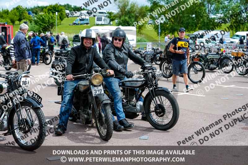 Vintage motorcycle club;eventdigitalimages;no limits trackdays;peter wileman photography;vintage motocycles;vmcc banbury run photographs